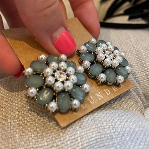 Plunder earrings! Super cute and brand new!!